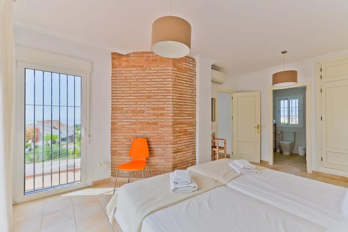 Villa Oasis Nerja Buitenkant foto
